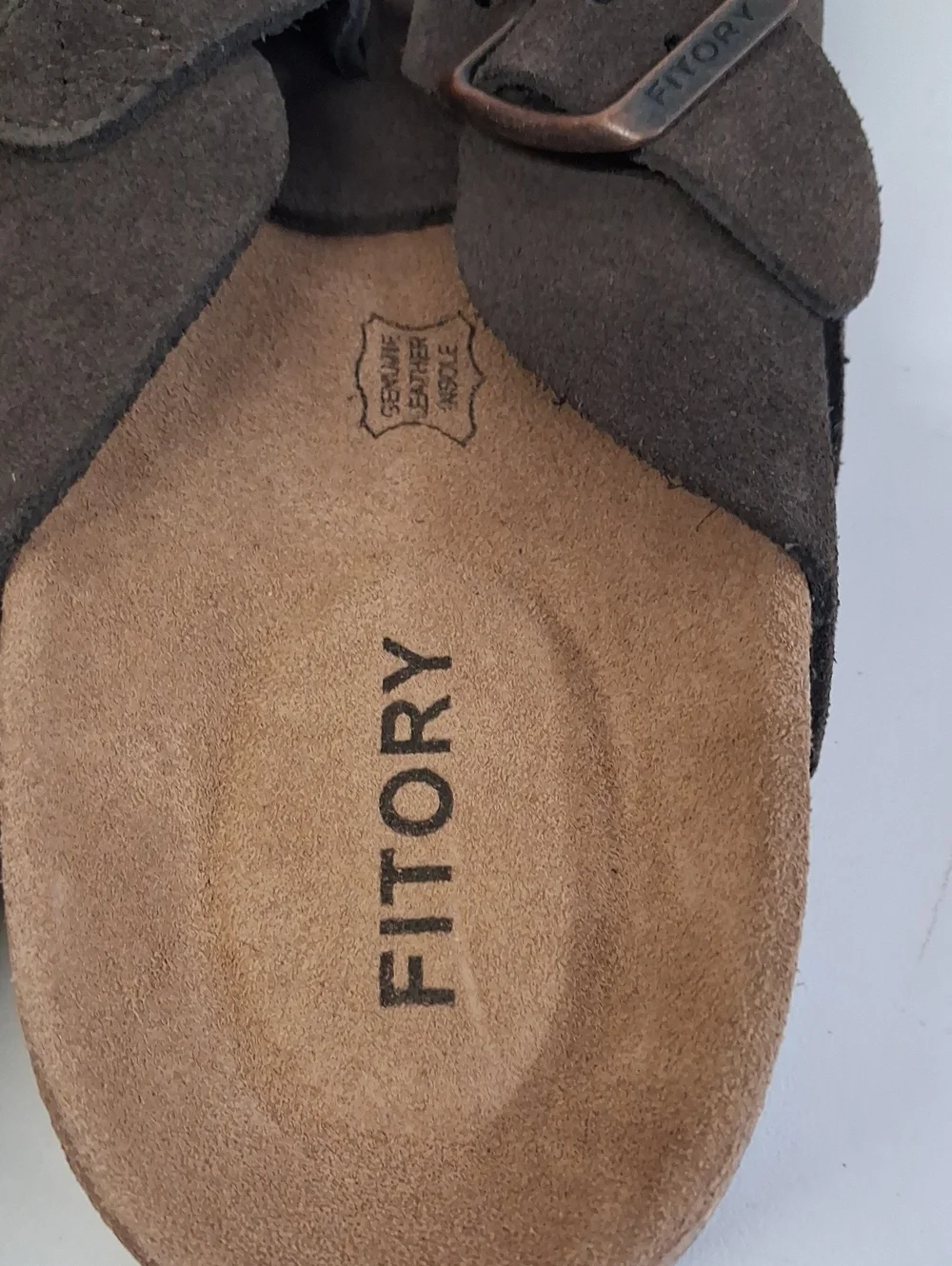 NWOT Mens Fitory Breathe Comfort Leathet Clogs